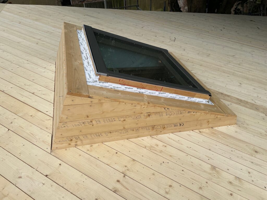 Rooflight upstand